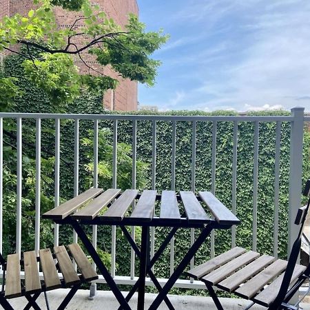 Appartement Condo Avec Terrasse Privee Dans Le Quartier Des Spectacles Montreal Zewnętrze zdjęcie