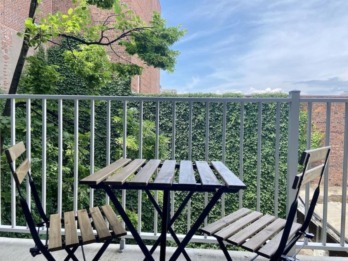 Appartement Condo Avec Terrasse Privee Dans Le Quartier Des Spectacles Montreal Zewnętrze zdjęcie